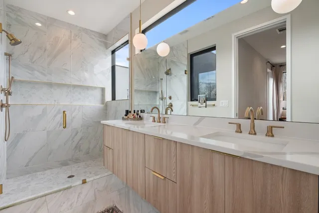 $825,000 | 4717 Mt Vernon Drive, Unit A, Austin, TX 78745