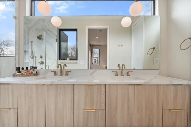 $825,000 | 4717 Mt Vernon Drive, Unit A, Austin, TX 78745