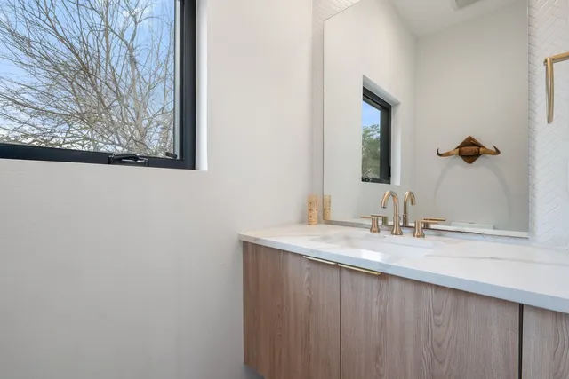 $825,000 | 4717 Mt Vernon Drive, Unit A, Austin, TX 78745