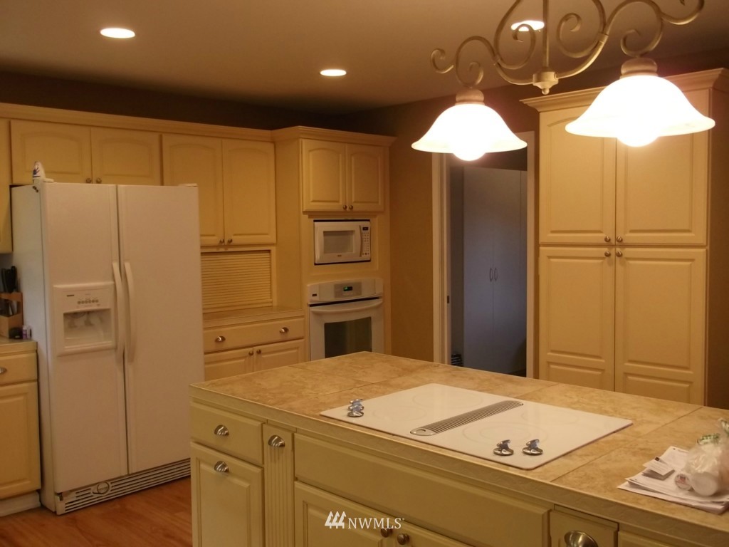 4633 Pleasant Hill Road Kelso, WA 98626 - Photo 2 of 15 Gallery Image 2