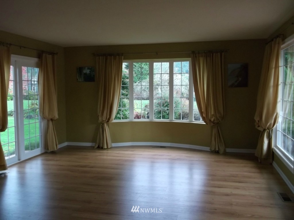 4633 Pleasant Hill Road Kelso, WA 98626 - Photo 10 of 15 Gallery Image 10