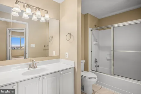 $490,000 | 19365 Cypress Ridge Terrace, Unit 1115, Leesburg, VA 20176