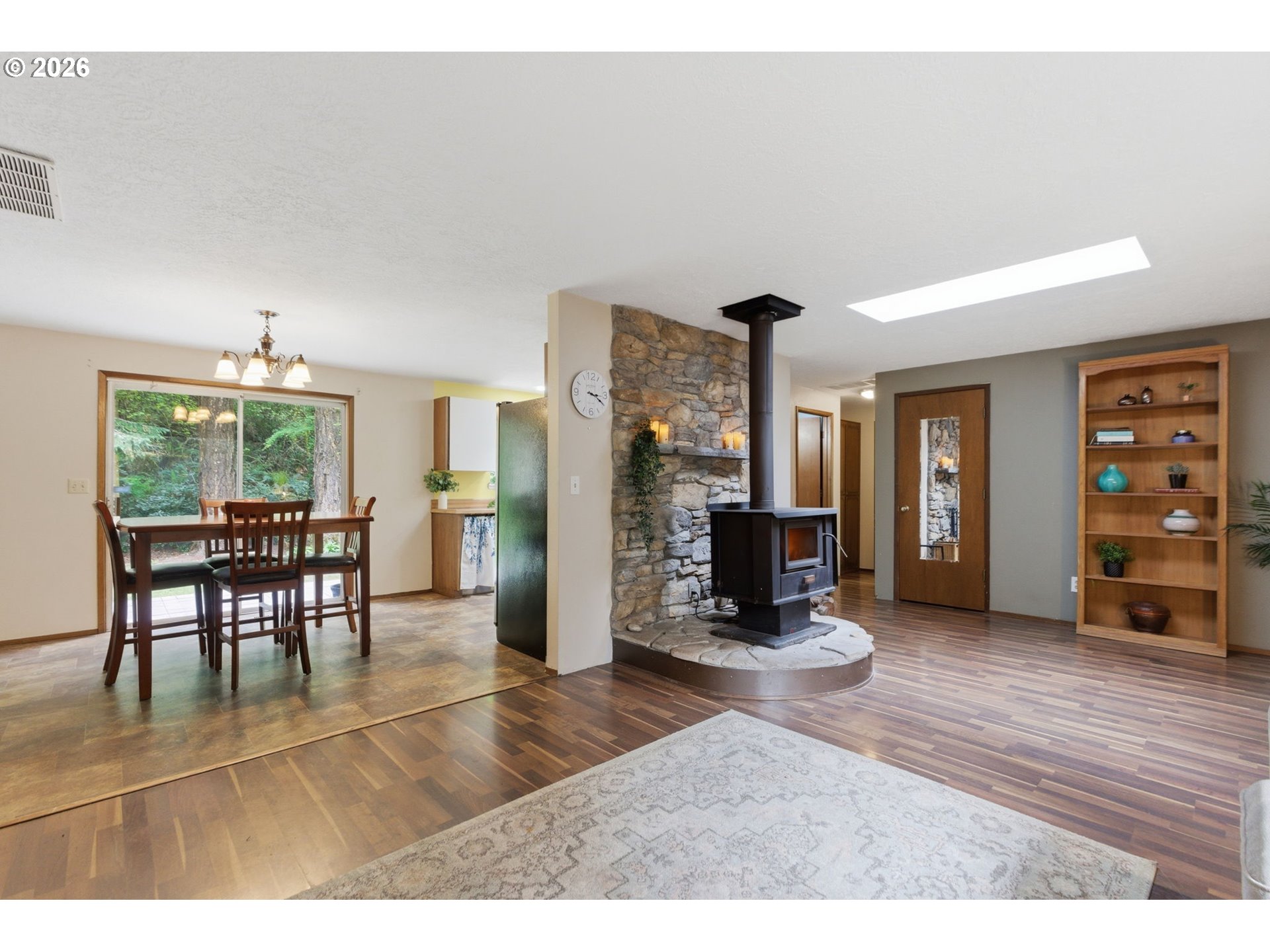 28820 Southeast Allen Road Eagle Creek, OR 97022 - Photo 19 of 48 Gallery Image 19