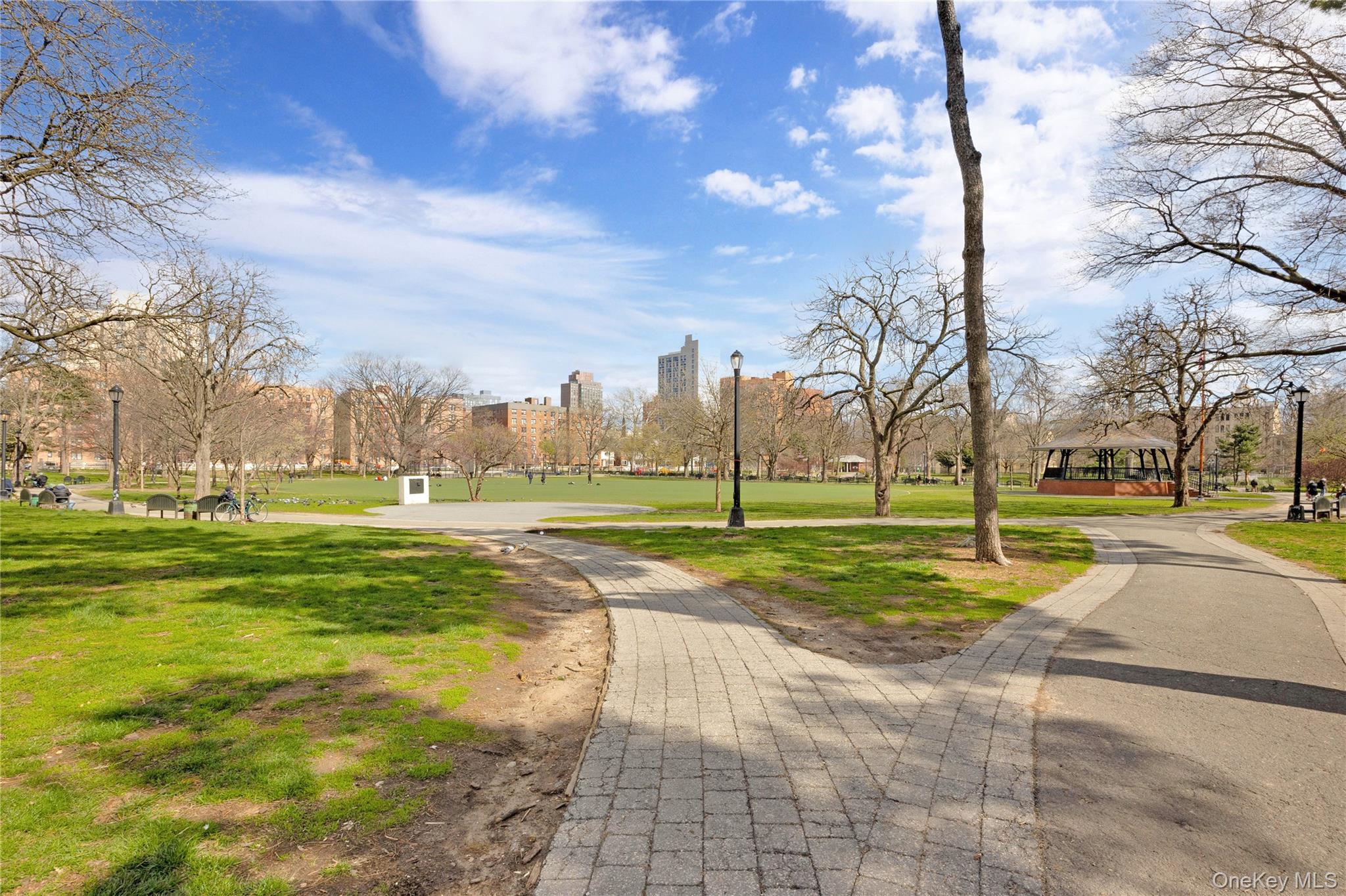 148-36 89th Avenue, Unit 204 Queens, NY 11435 - Photo 26 of 32 a view of a park