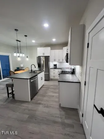 $1,800 | 703 North Main Avenue, Unit 1, Erwin, TN 37650