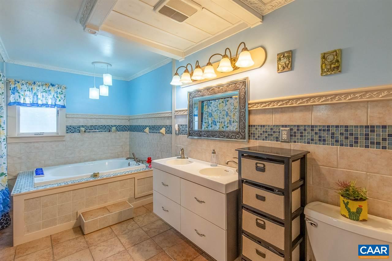71 Rose Lane Ruckersville, VA 22968 - Photo 20 of 44 Gallery Image 20
