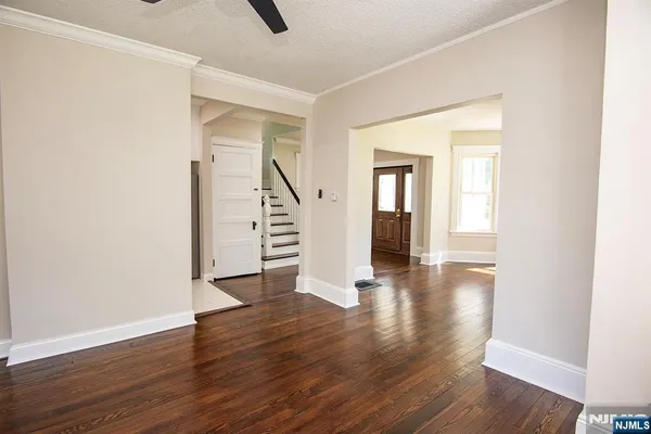 $849,999 | 126 Grant Avenue, Cresskill, NJ 07626