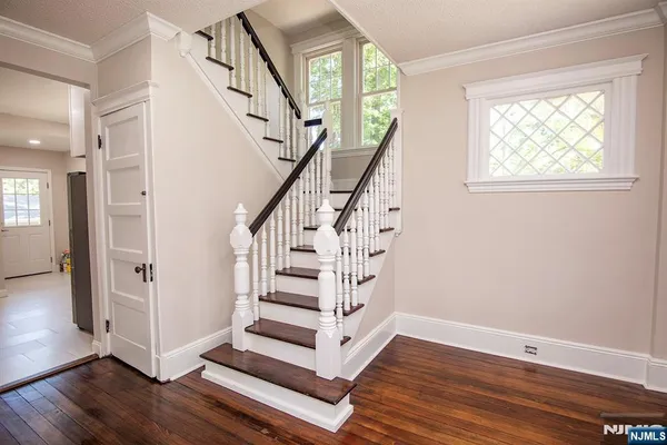 $849,999 | 126 Grant Avenue, Cresskill, NJ 07626