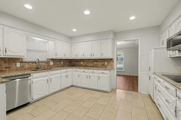 $395,000 | 908 Thoreau Lane, Allen, TX 75002