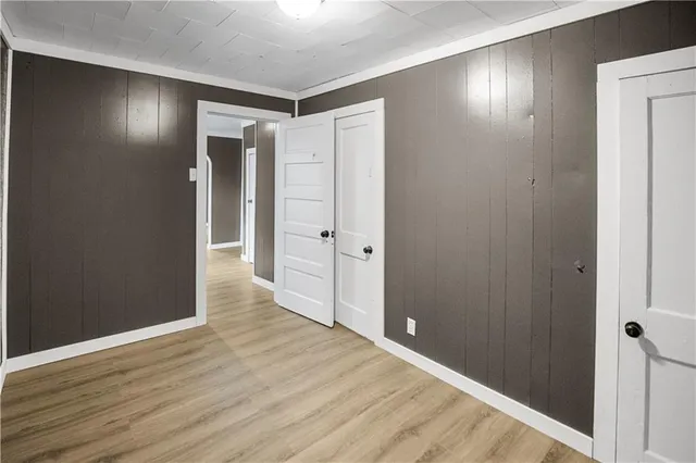 $87,000 | 325 East Lake Street, Marceline, MO 64658