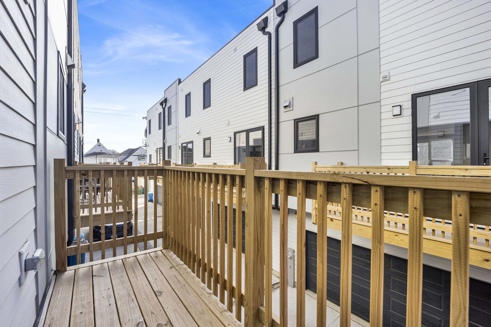 944 Beloit Avenue, Unit 2 Forest Park, IL 60130 - Photo 13 of 32 a view of a brick building from a balcony