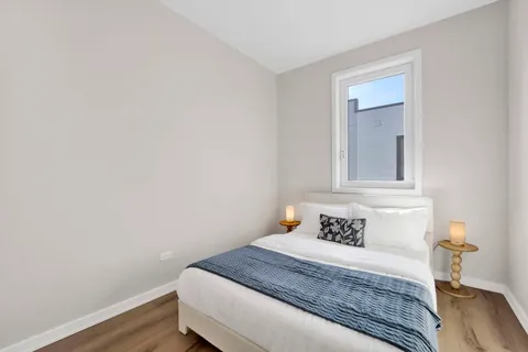 $625,000 | 944 Beloit Avenue, Unit 2, Forest Park, IL 60130