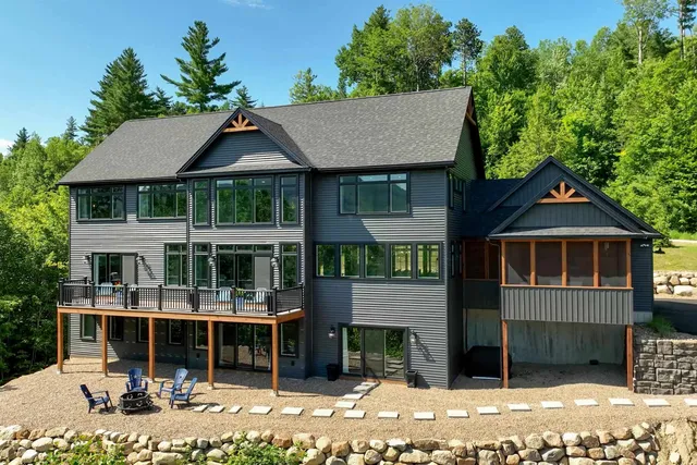 $1,895,000 | 83 Parker Ridge Road, Bartlett, NH 03812