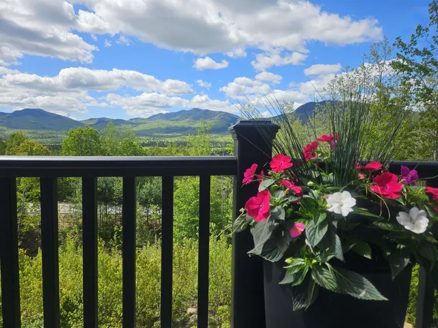 $1,895,000 | 83 Parker Ridge Road, Bartlett, NH 03812