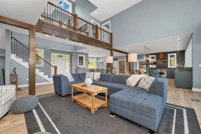 $1,895,000 | 83 Parker Ridge Road, Bartlett, NH 03812