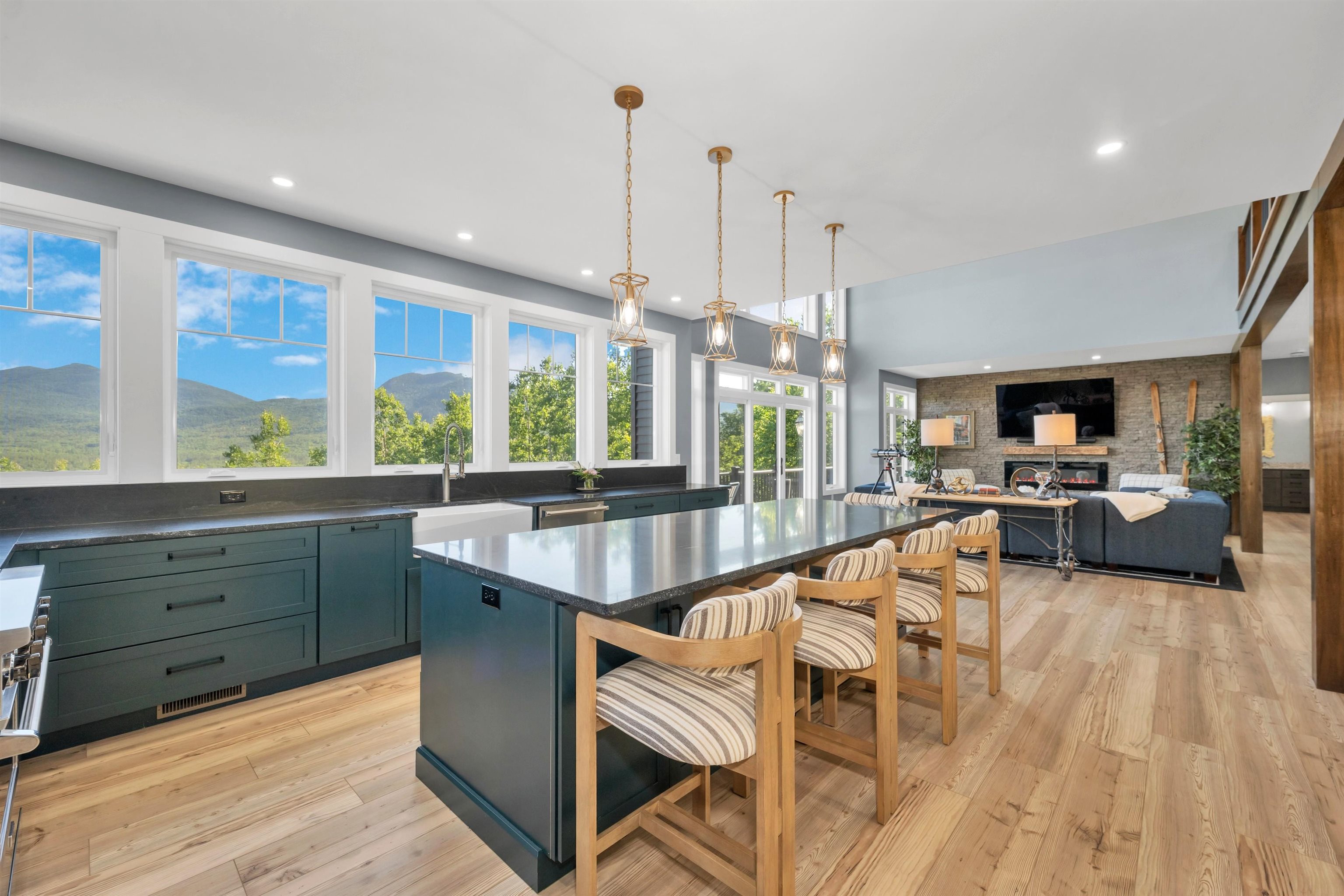 83 Parker Ridge Road Bartlett, NH 03812 - Photo 4 of 59