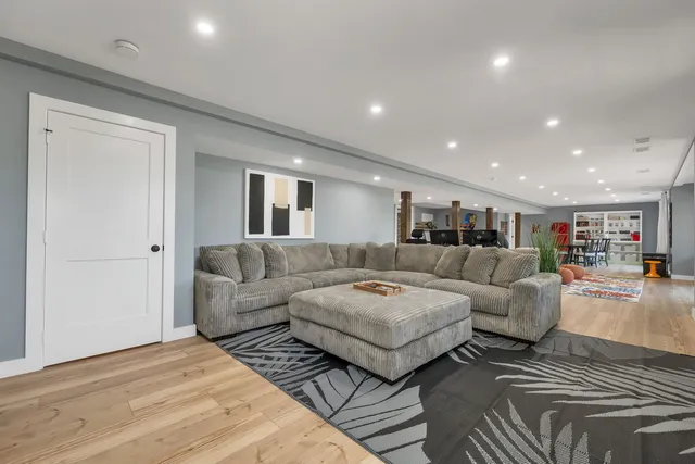 $1,895,000 | 83 Parker Ridge Road, Bartlett, NH 03812