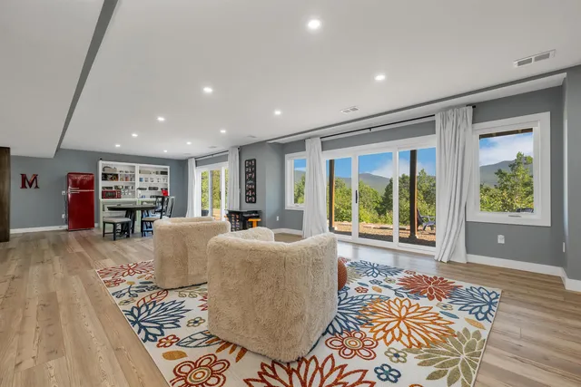 $1,895,000 | 83 Parker Ridge Road, Bartlett, NH 03812