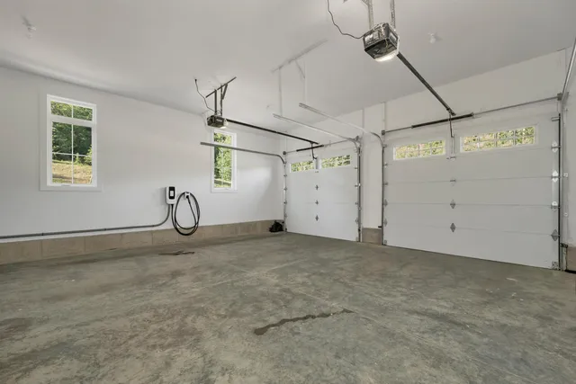 $1,895,000 | 83 Parker Ridge Road, Bartlett, NH 03812