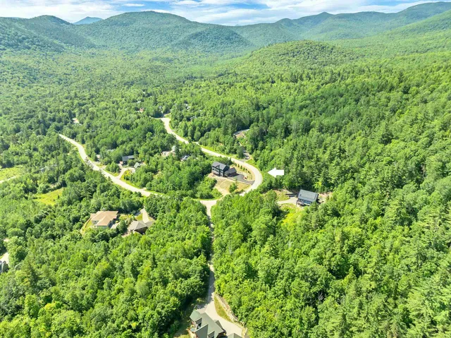$1,895,000 | 83 Parker Ridge Road, Bartlett, NH 03812