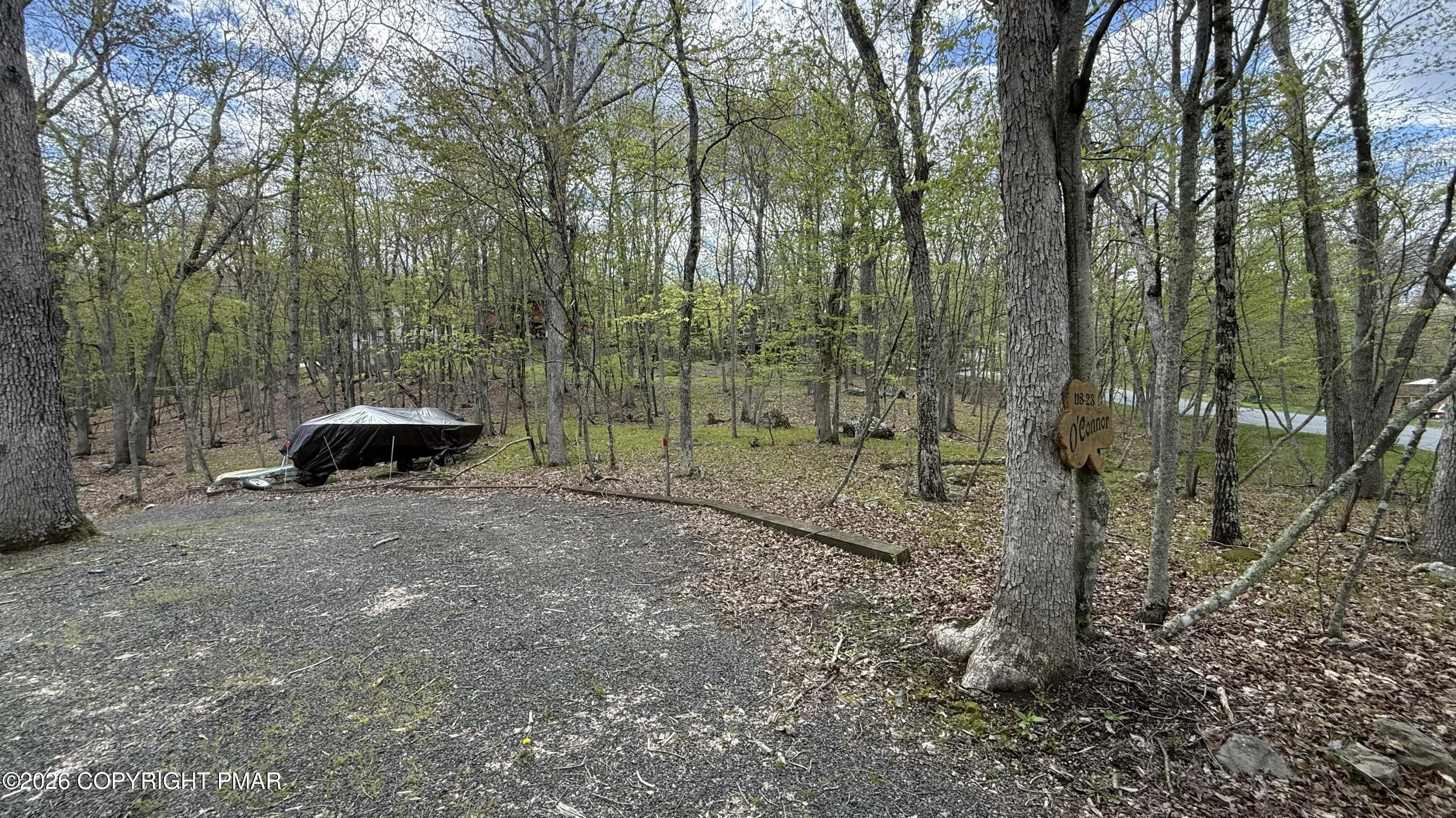 5933 Decker Road Bushkill, PA 18324 - Photo 8 of 47 4