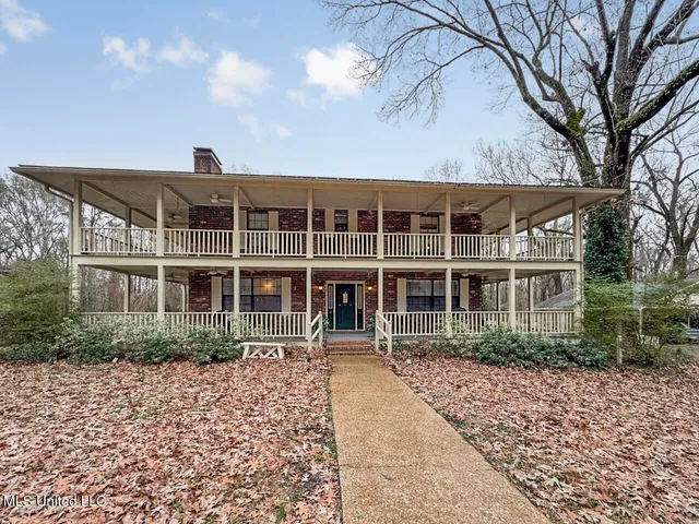 $699,000 | 5 Spokane Road, Natchez, MS 39120