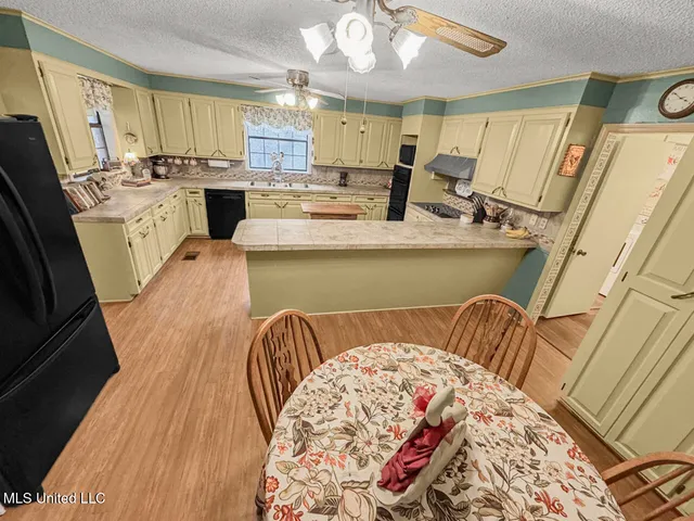 $699,000 | 5 Spokane Road, Natchez, MS 39120