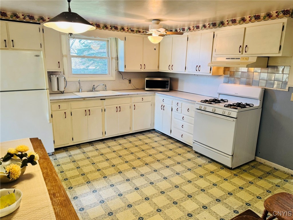 584 McLean Road Cortlandville, NY 13045 - Photo 15 of 27