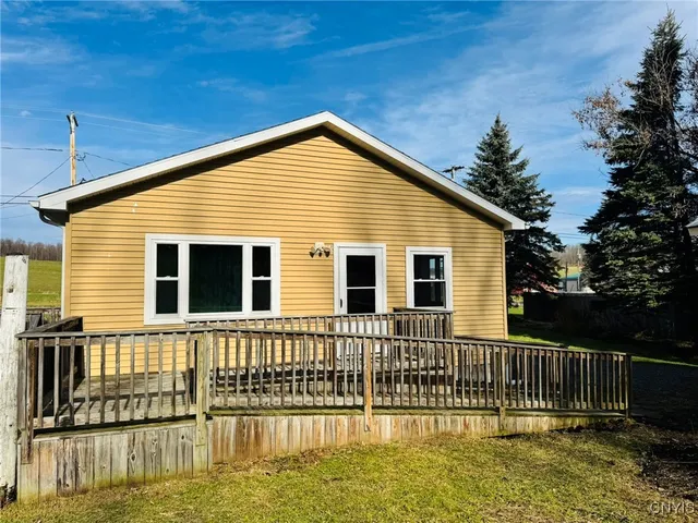 $189,900 | 584 McLean Road, Cortlandville, NY 13045