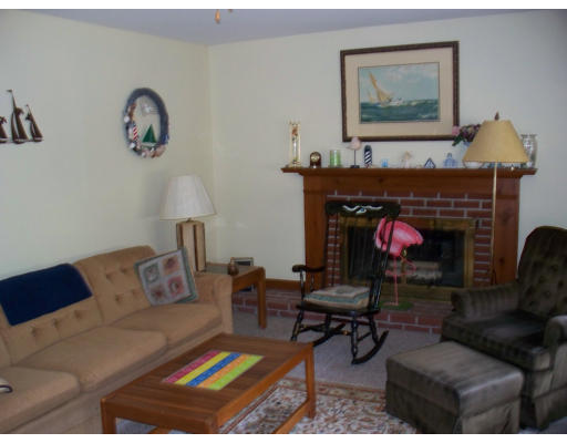 123 Duck Pond Rd Extension Dennis, MA 02660 - Photo 4 of 10 Gallery Image 4