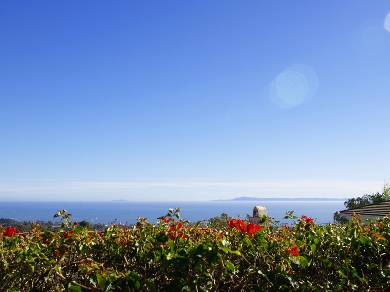 426 Las Alturas Road Santa Barbara, CA 93103 - Photo 6 of 7