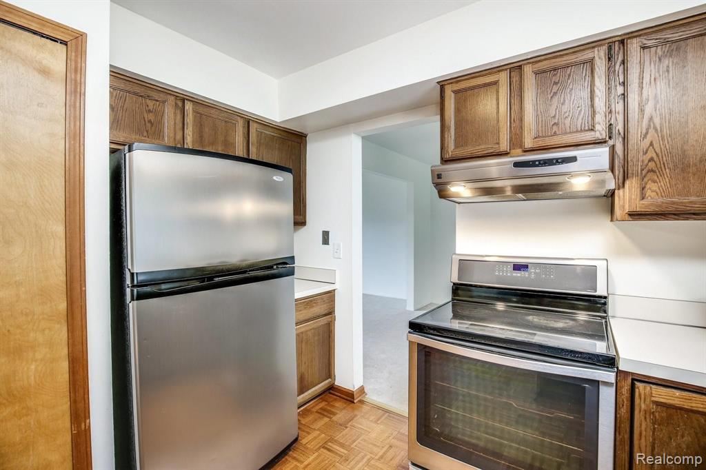 1641 Dennett Lane Rochester Hills, MI 48307 - Photo 12 of 45