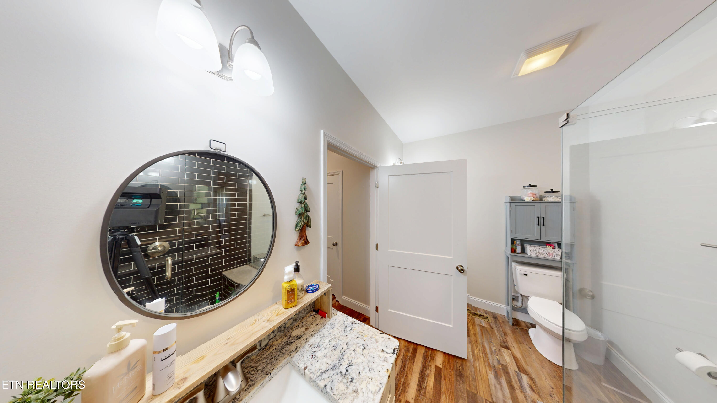 3773 Blythes Ferry Road Dayton, TN 37321 - Photo 16 of 34 15-Master Bathroom 1.5