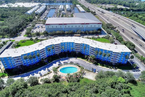 $1,795 | 3315 58th Avenue South, Unit 513, St. Petersburg, FL 33712