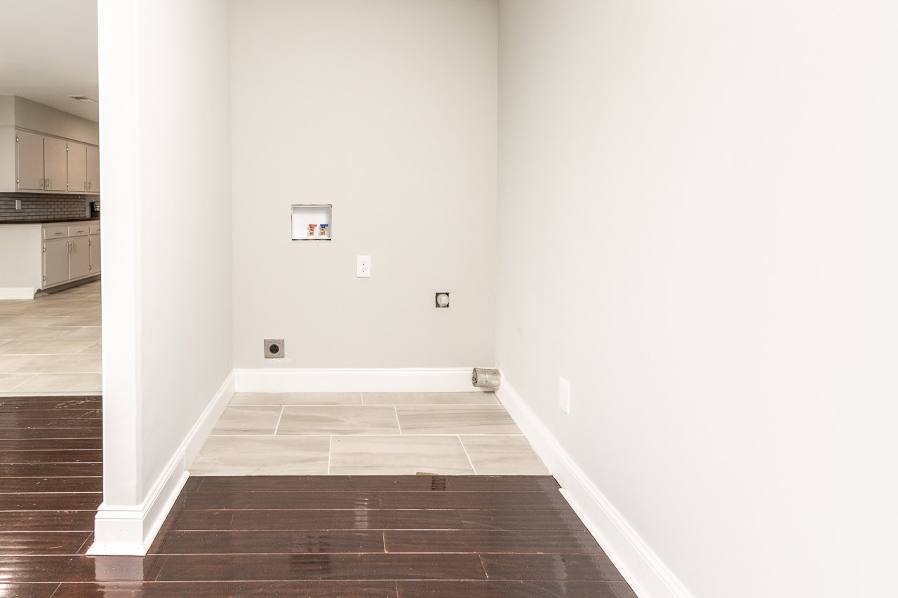 1636 Lewellen Road Memphis, TN 38116 - Photo 9 of 24 Gallery Image 9