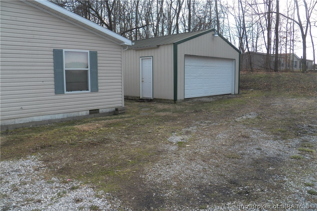 2722 Pleasure Ridge Road Southeast Corydon, IN 47112 - Photo 2 of 8