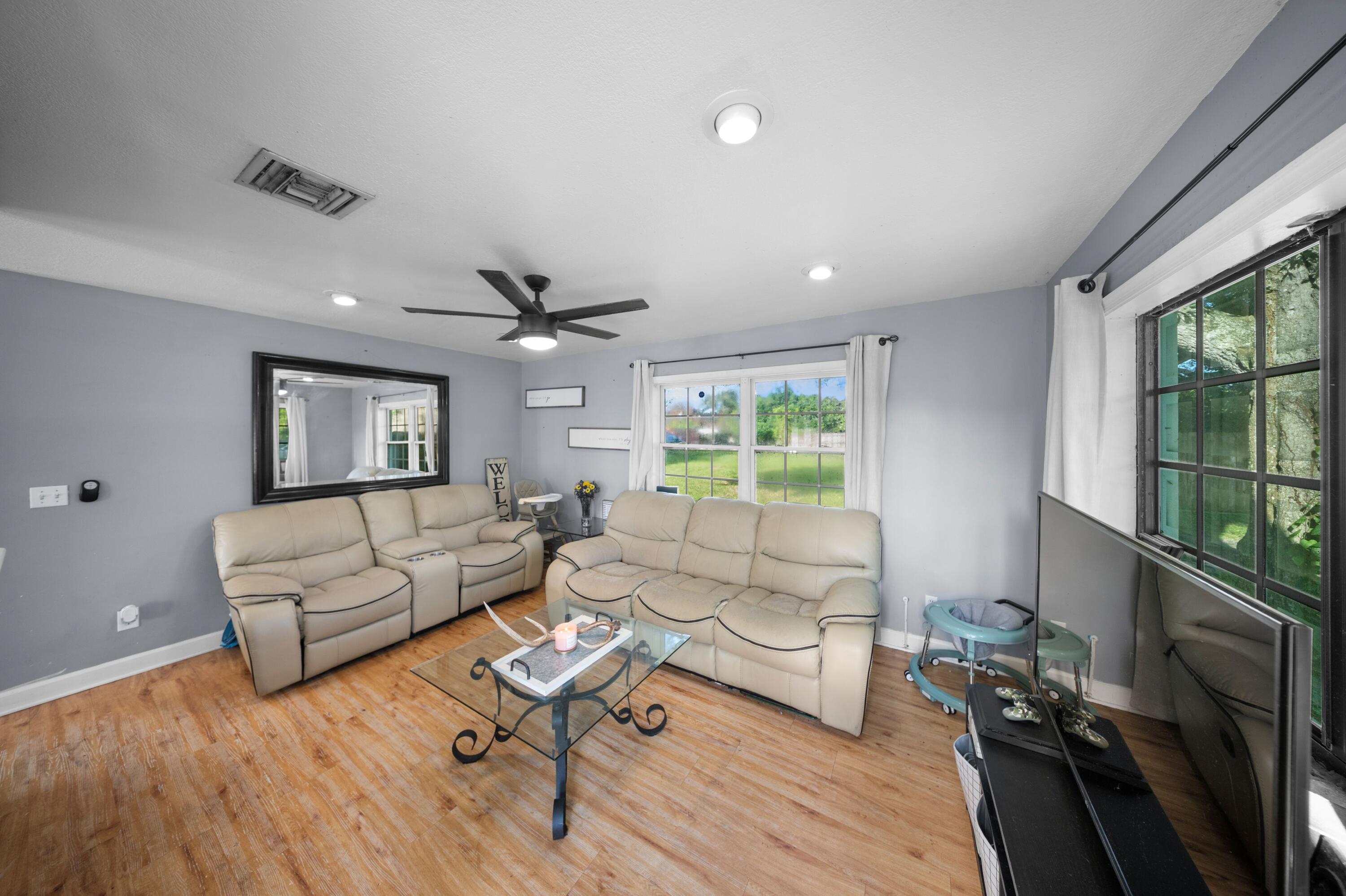 3516 Ave F Fort Pierce, FL 34947 - Photo 12 of 13 DSC_6498