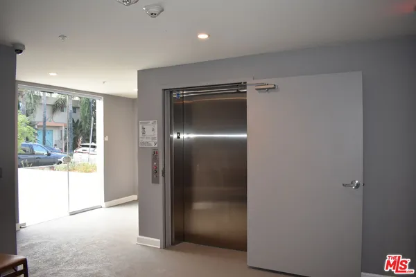 $3,845 | 4504 Colbath Avenue, Sherman Oaks, CA 91423