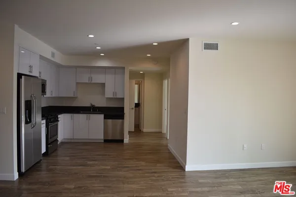 $3,845 | 4504 Colbath Avenue, Sherman Oaks, CA 91423