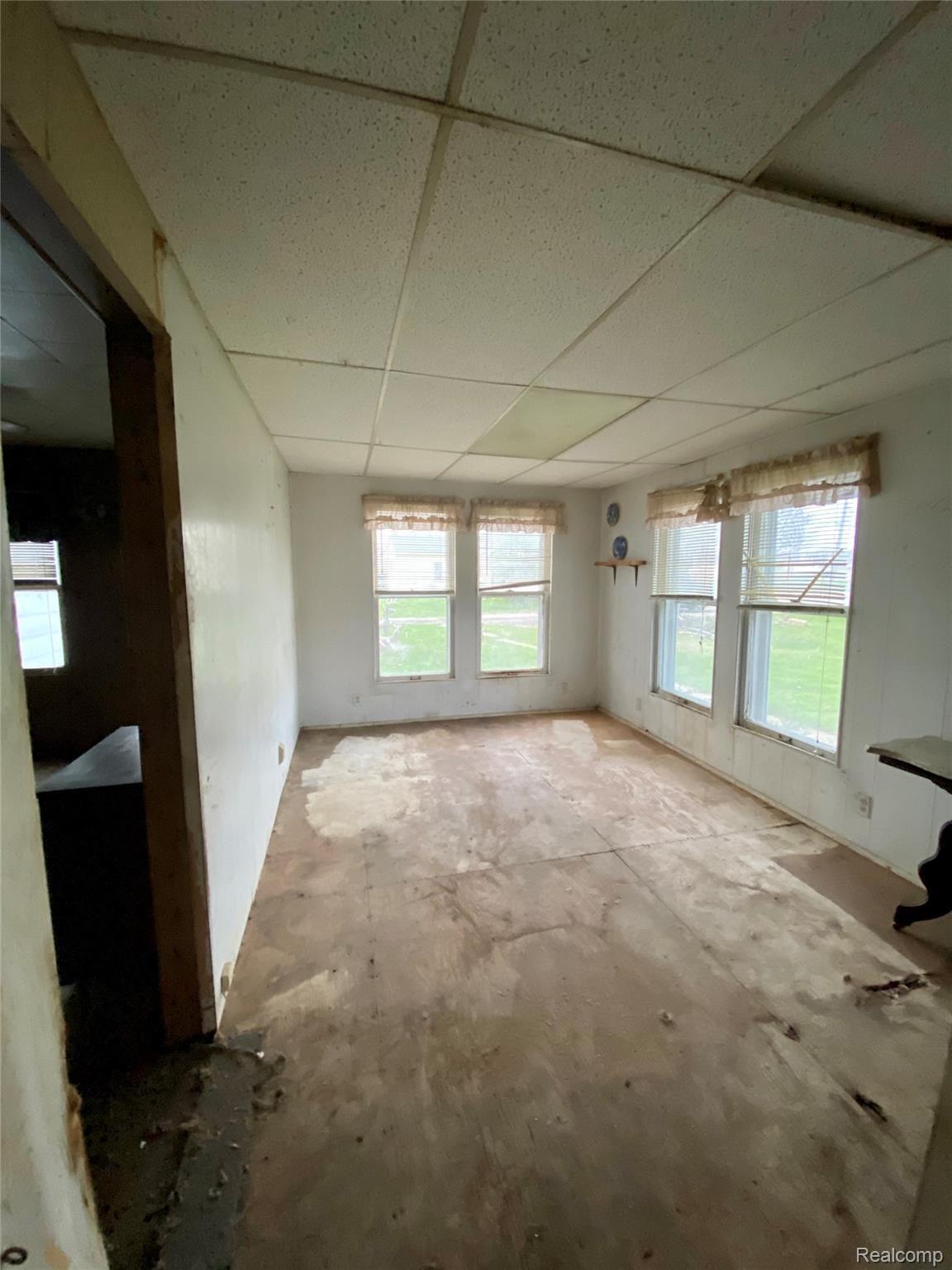 50615 Callens Road New Baltimore, MI 48047 - Photo 9 of 18 IMG_2994.jpg