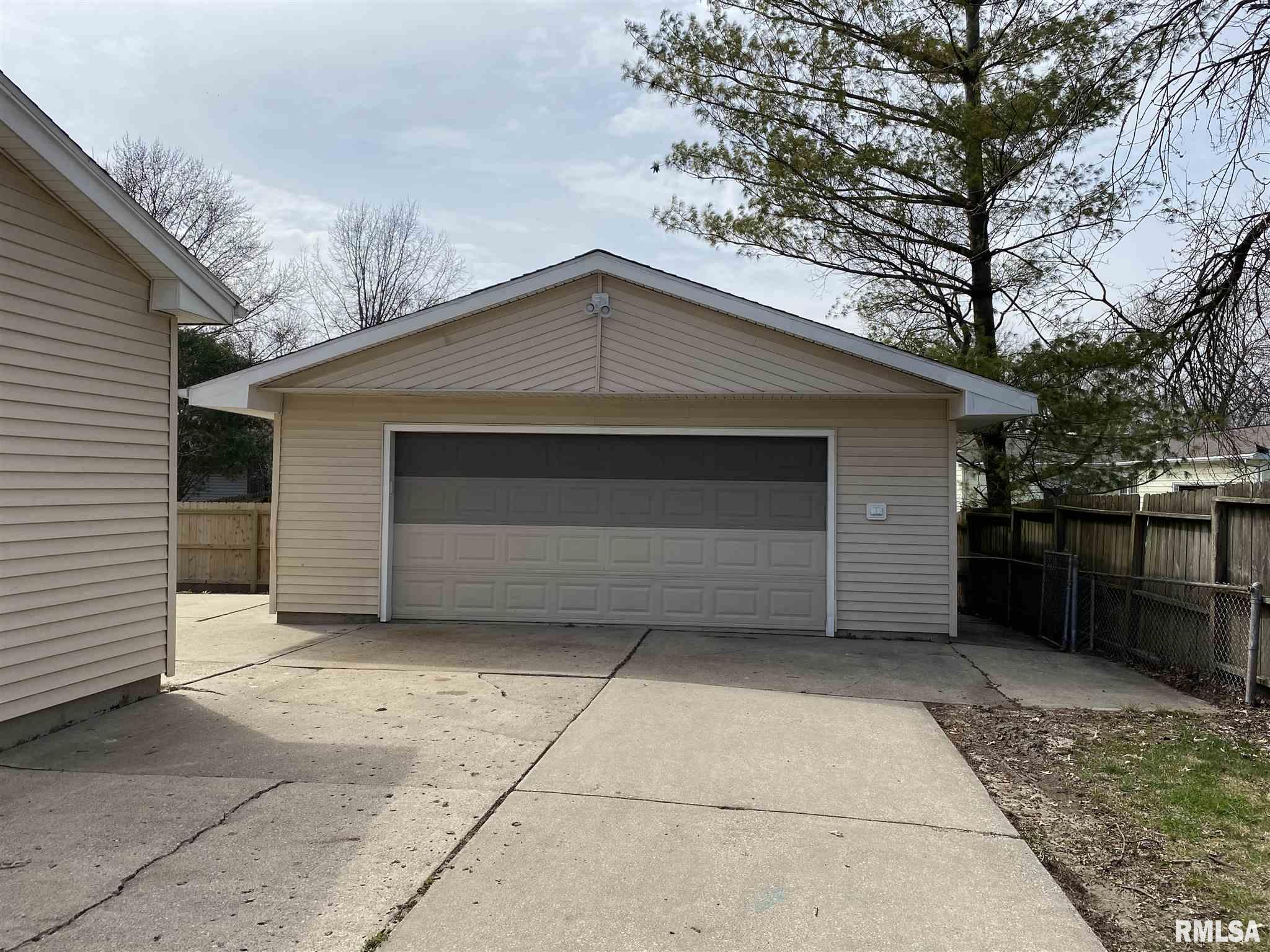 204 Stutely Lane Springfield, IL 62704 - Photo 28 of 28 Gallery Image 28