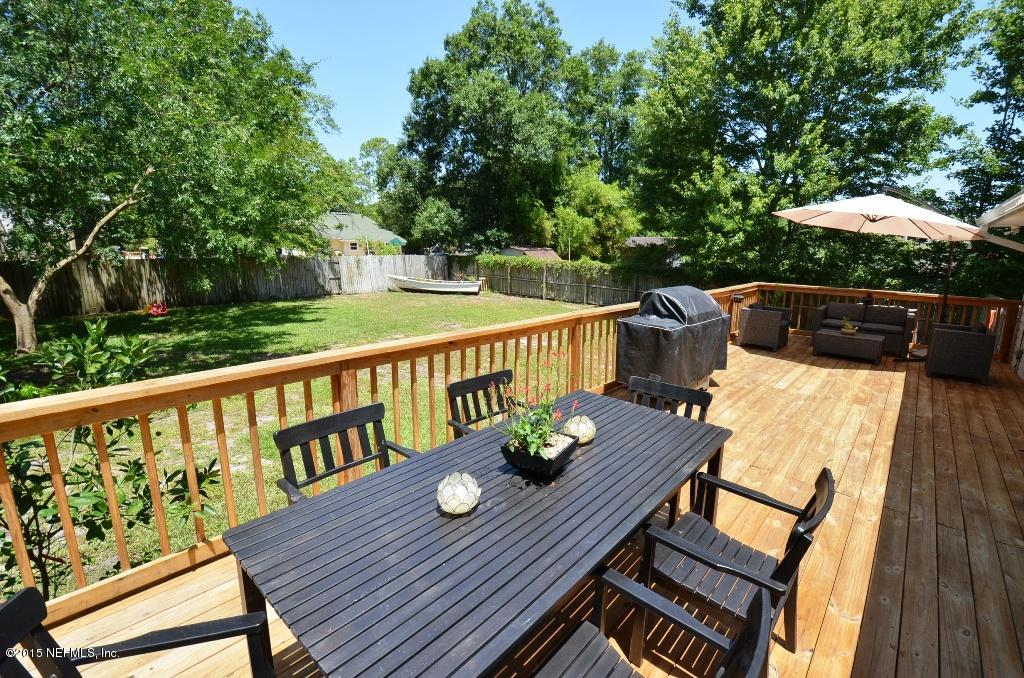 3430 Pinetree Road Jacksonville, FL 32250 - Photo 14 of 20 Outside Dining