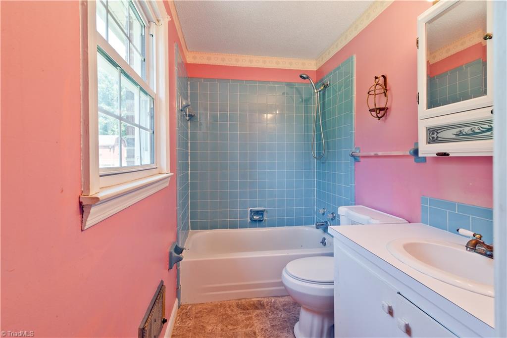 5740 Murray Road Winston-Salem, NC 27106 - Photo 19 of 23 Gallery Image 19