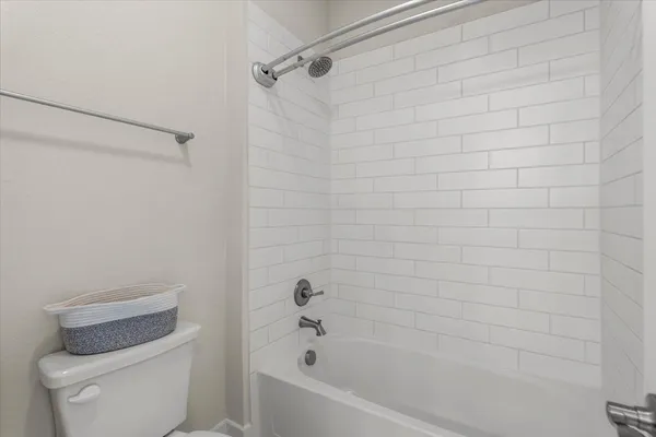 $749,000 | 200 Great Lawn Bend, Liberty Hill, TX 78642