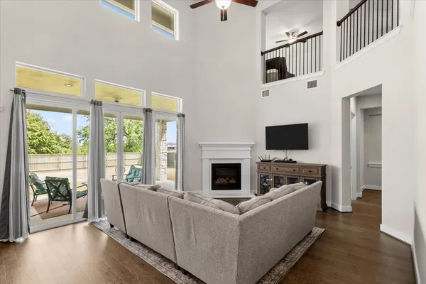 $749,000 | 200 Great Lawn Bend, Liberty Hill, TX 78642