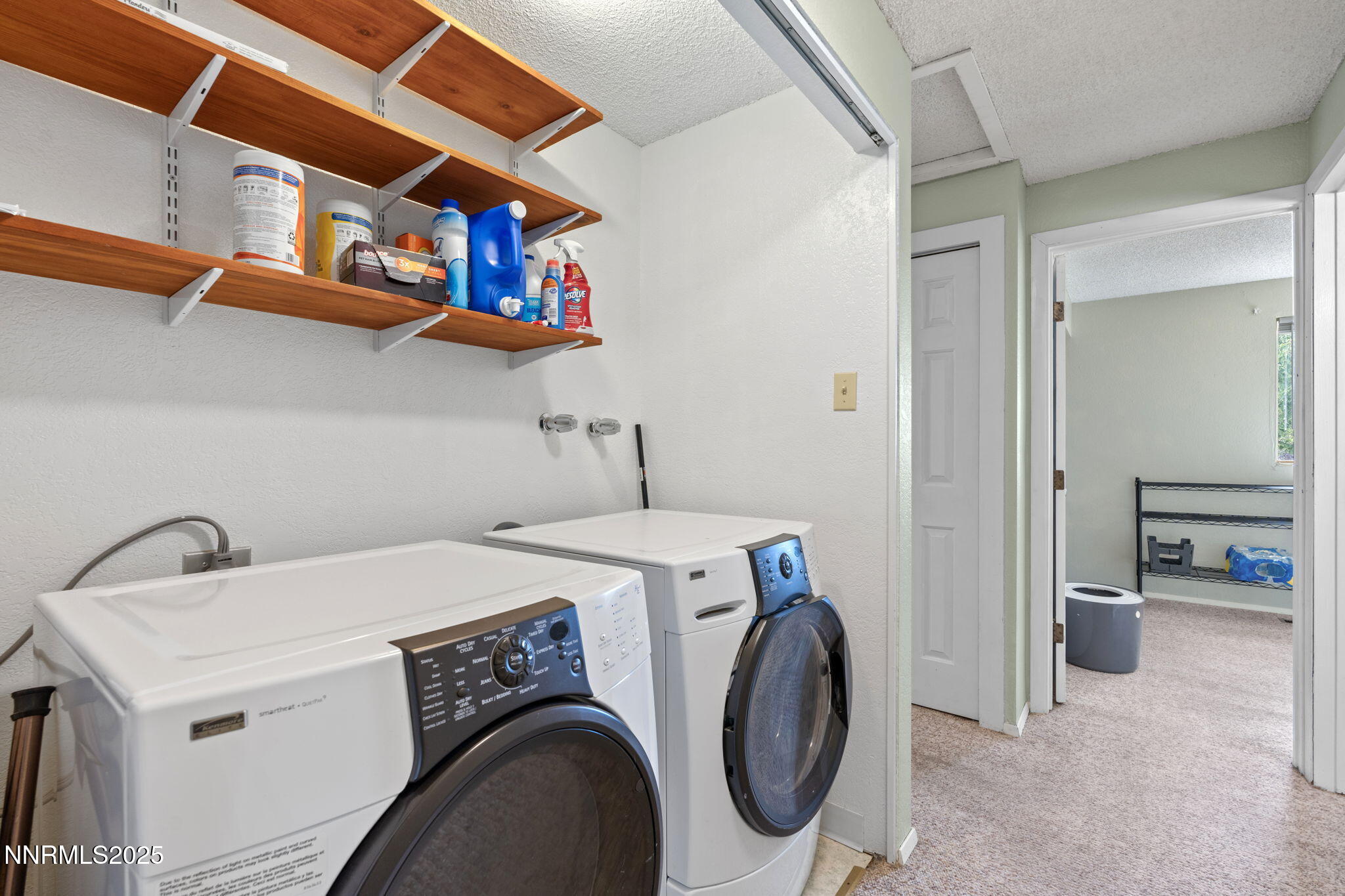 2410 Seneca Drive Reno, NV 89506 - Photo 20 of 32 Laundry