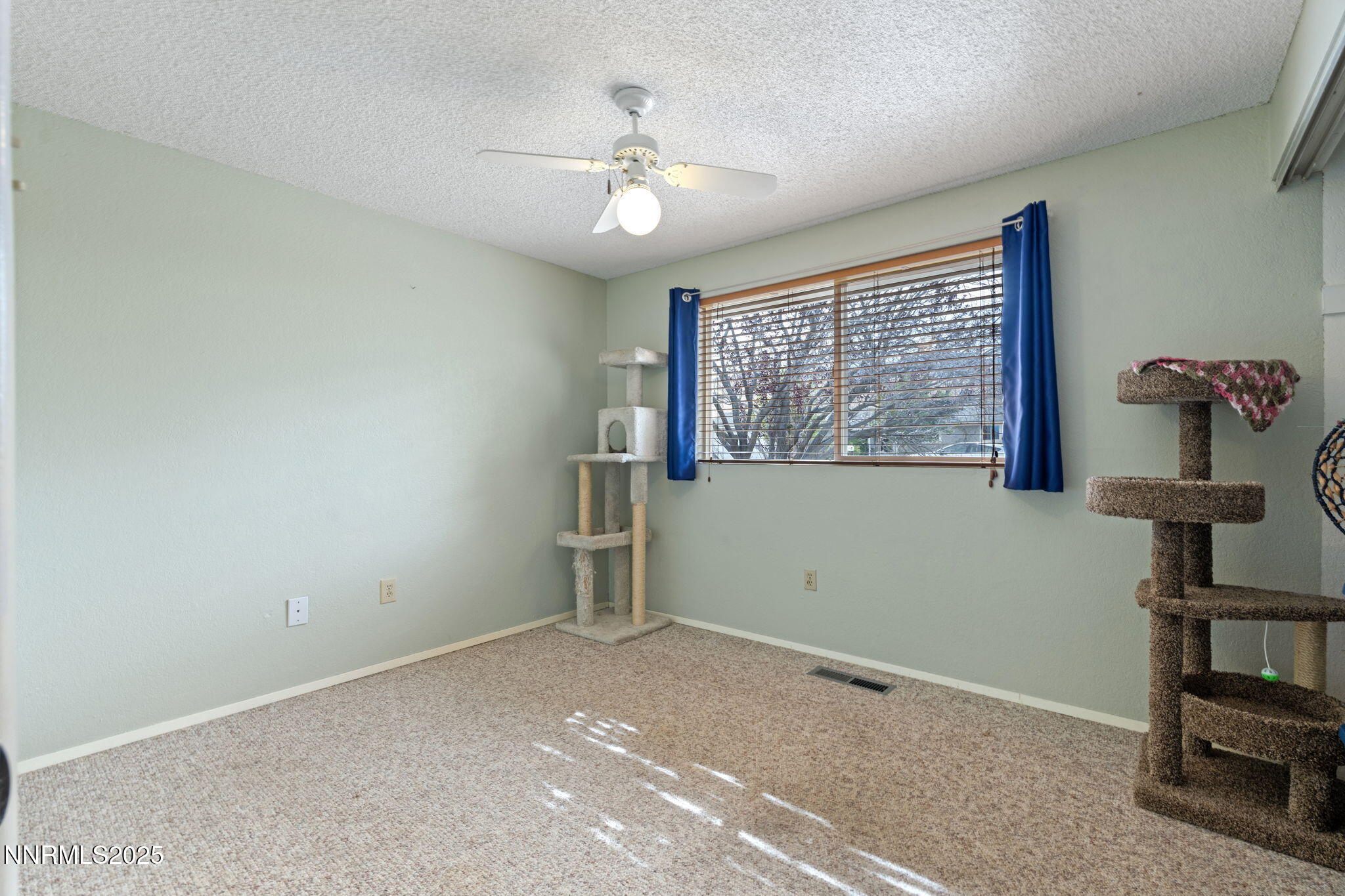 2410 Seneca Drive Reno, NV 89506 - Photo 21 of 32 Bedroom 1