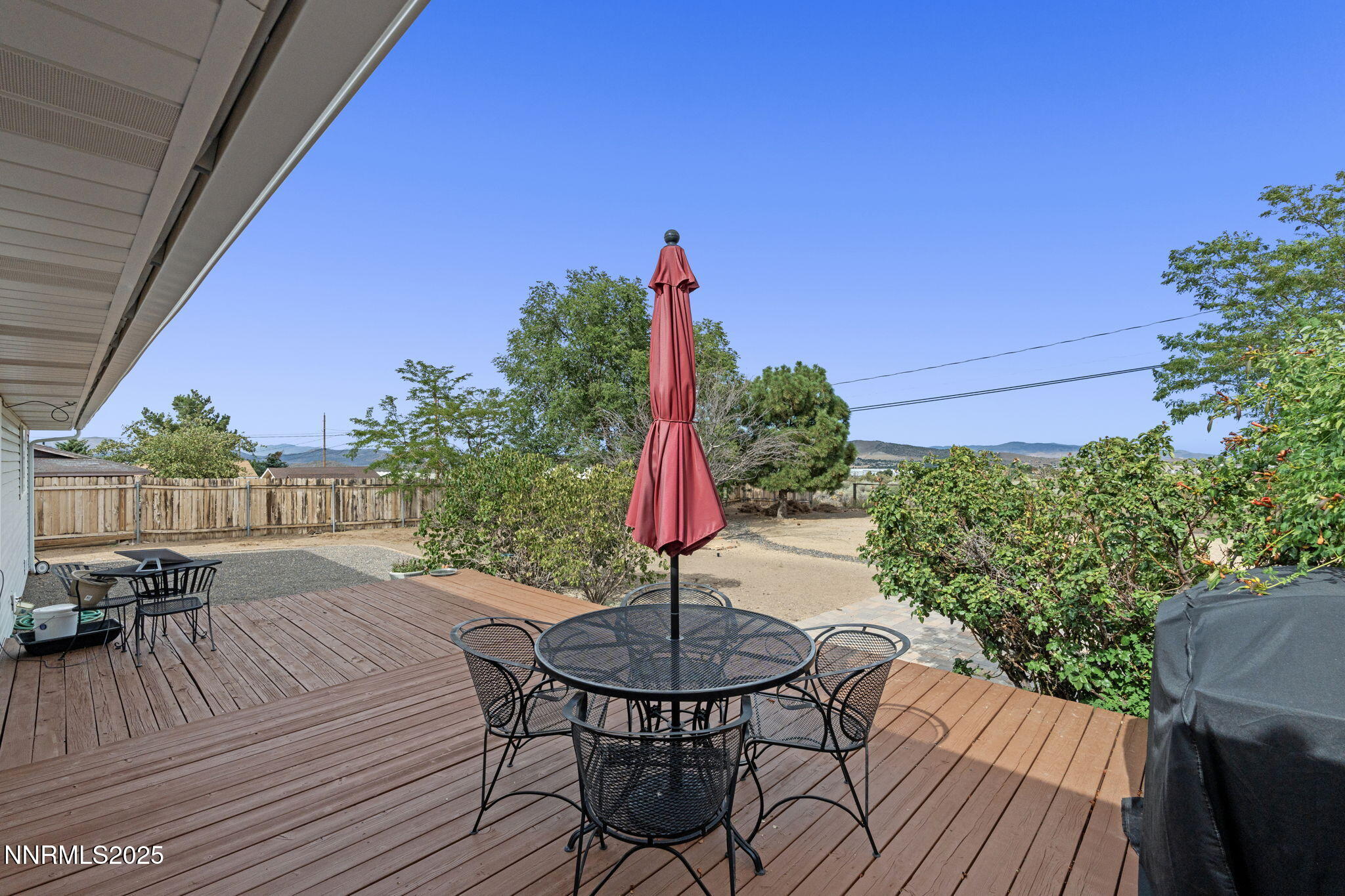 2410 Seneca Drive Reno, NV 89506 - Photo 24 of 32 Backyard