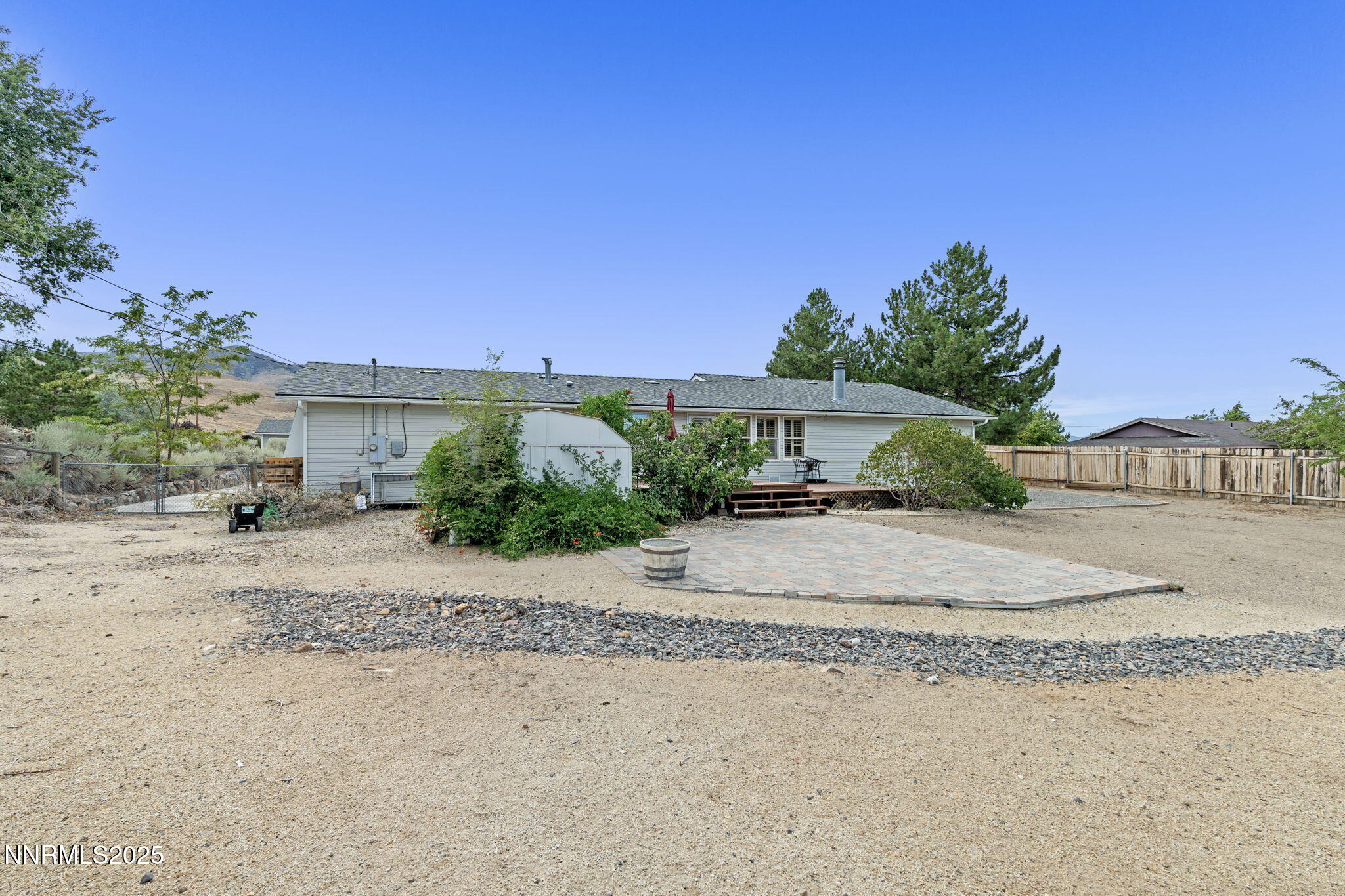 2410 Seneca Drive Reno, NV 89506 - Photo 25 of 32 Backyard