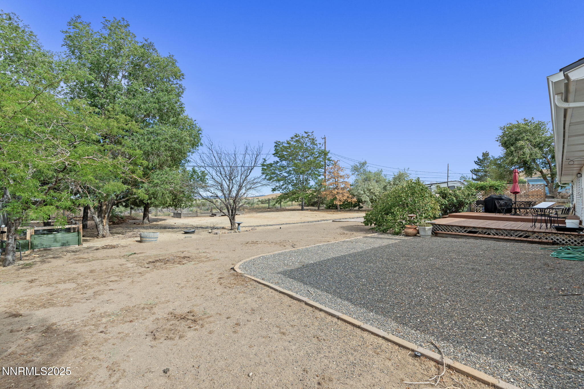 2410 Seneca Drive Reno, NV 89506 - Photo 28 of 32 Backyard